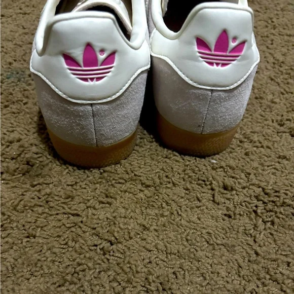 adidas gazelle silver green womens Adidas Gazelle Valentine's Day